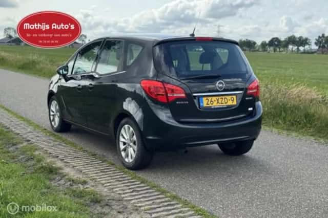 Opel Meriva (2012) thumbnail 8