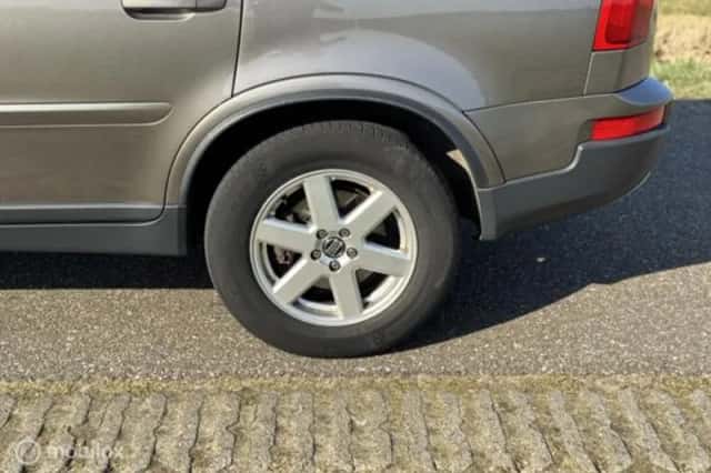 Volvo XC90 (2010) thumbnail 13