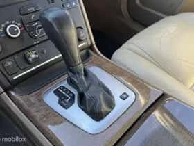 Volvo XC90 (2010) thumbnail 20
