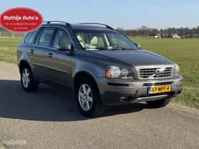 Volvo XC90 (2010) thumbnail 4