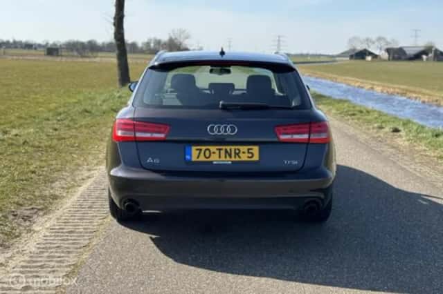 Audi A6 (2012) thumbnail 12