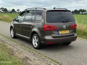 Volkswagen Touran (2017) thumbnail 11