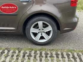 Volkswagen Touran (2017) thumbnail 10
