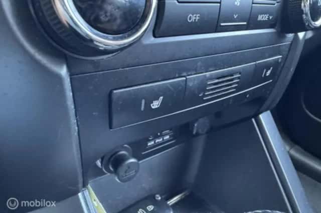 Kia Sorento (2010) thumbnail 19