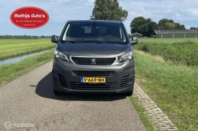 Peugeot Expert (2018) thumbnail 2