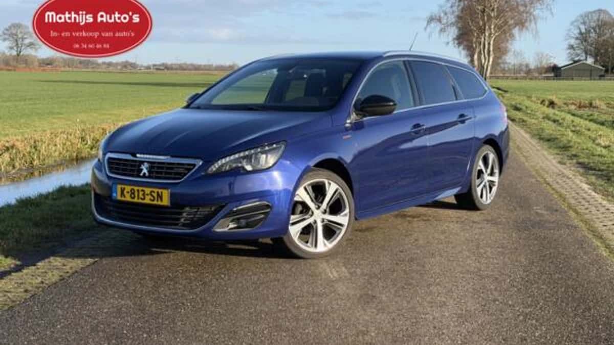 Peugeot 308 (2021) — foto 1