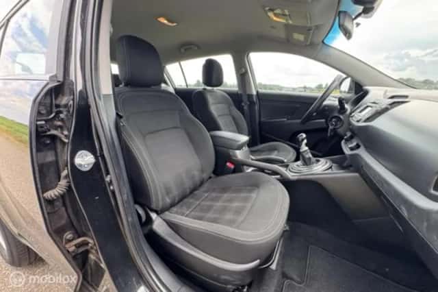 Kia Sportage (2018) thumbnail 11