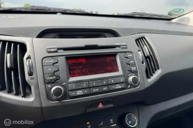 Kia Sportage (2018) thumbnail 15