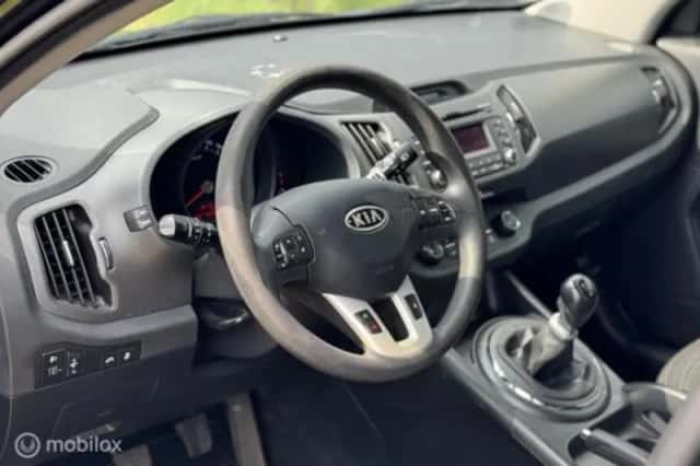 Kia Sportage (2018) thumbnail 18