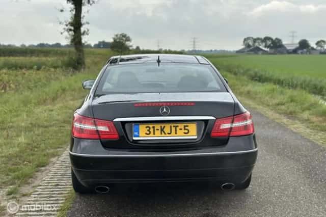 Mercedes-Benz E-Klasse (2009) thumbnail 11