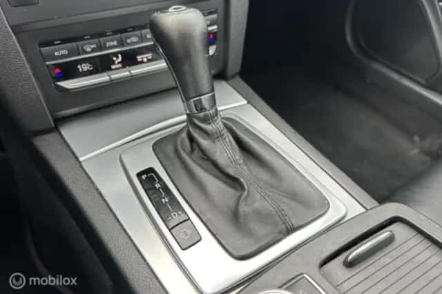 Mercedes-Benz E-Klasse (2009) thumbnail 12