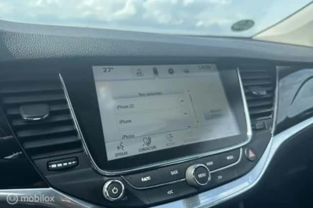 Opel Astra (2015) thumbnail 16