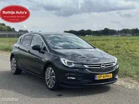 Opel Astra (2015) thumbnail 3