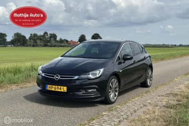 Opel Astra (2015) thumbnail 4