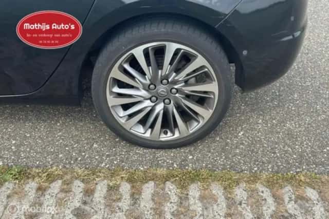 Opel Astra (2015) thumbnail 8