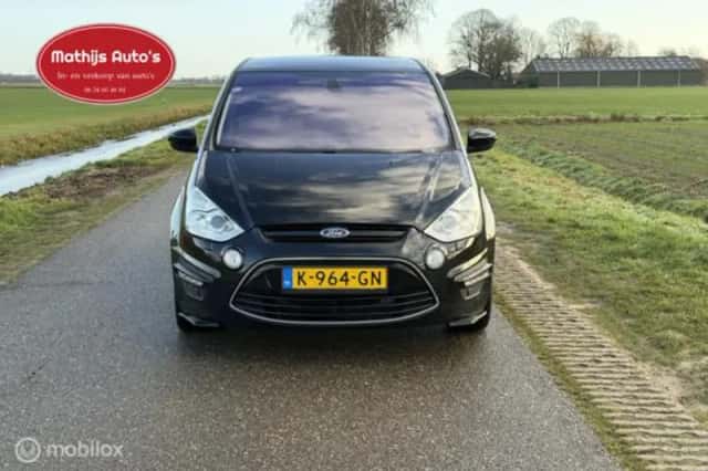 Ford S-Max (2020) thumbnail 2