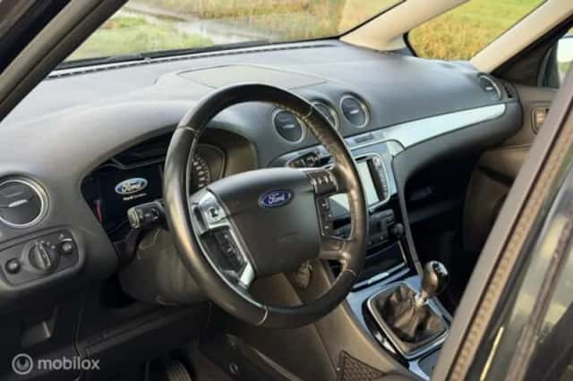 Ford S-Max (2020) thumbnail 15