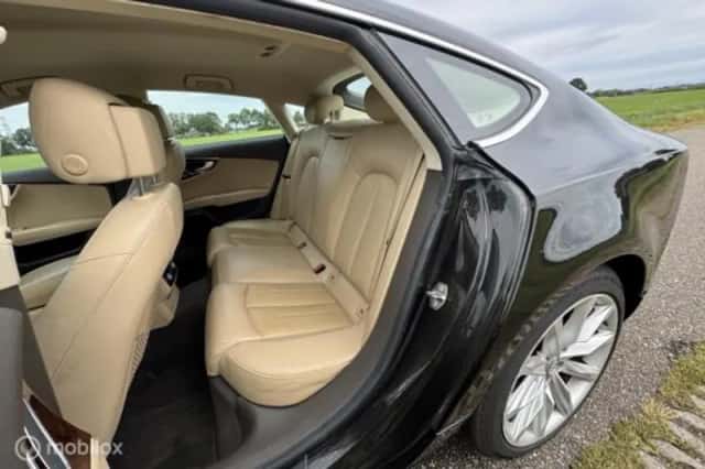 Audi A7 (2011) thumbnail 12