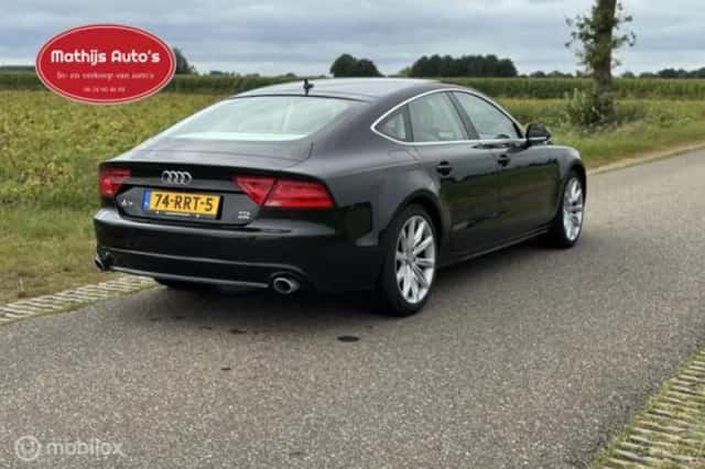 Audi A7 (2011) thumbnail 8