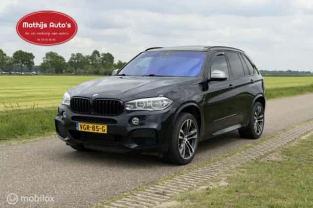 BMW X5 (2016) thumbnail 3
