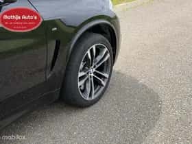 BMW X5 (2020) thumbnail 9