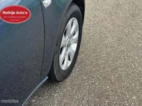 Opel Zafira (2014) thumbnail 5