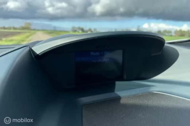 Ford Grand (2016) thumbnail 18