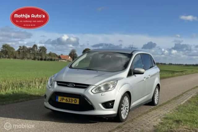 Ford Grand (2016) thumbnail 3