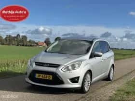 Ford Grand (2016) thumbnail 3