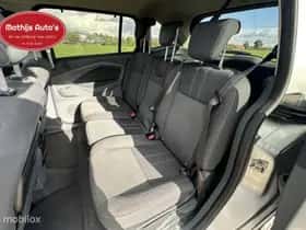 Ford Grand (2016) thumbnail 10