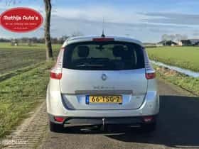 Renault Scénic (2012) thumbnail 7
