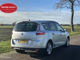 Renault Scénic (2012) thumbnail 8
