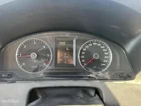Volkswagen Transporter (2012) thumbnail 19