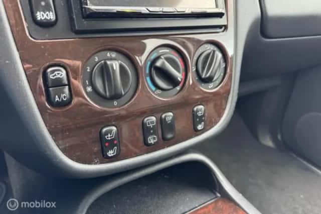 Mercedes-Benz ML-Klasse (2002) thumbnail 16
