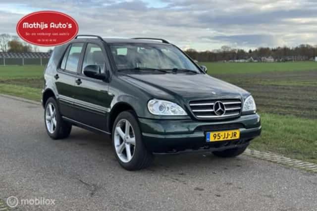 Mercedes-Benz ML-Klasse (2002) thumbnail 6