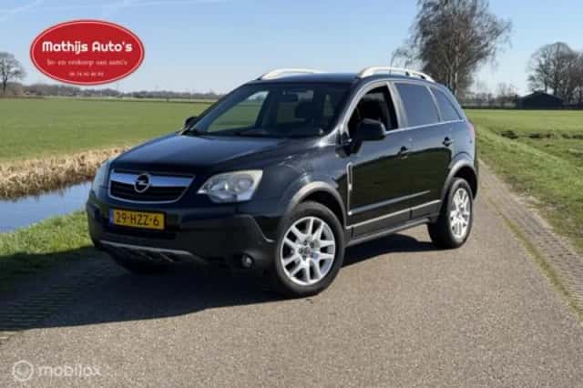 Opel Antara (2009) thumbnail 1