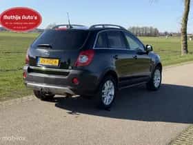 Opel Antara (2009) thumbnail 8