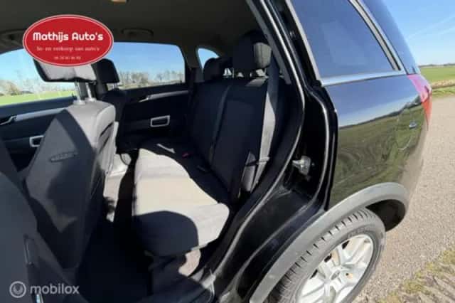 Opel Antara (2009) thumbnail 10