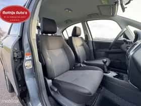 Suzuki SX4 (2008) thumbnail 4