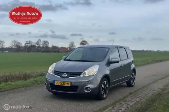 Nissan Note (2016) thumbnail 3