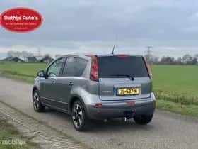 Nissan Note (2016) thumbnail 8