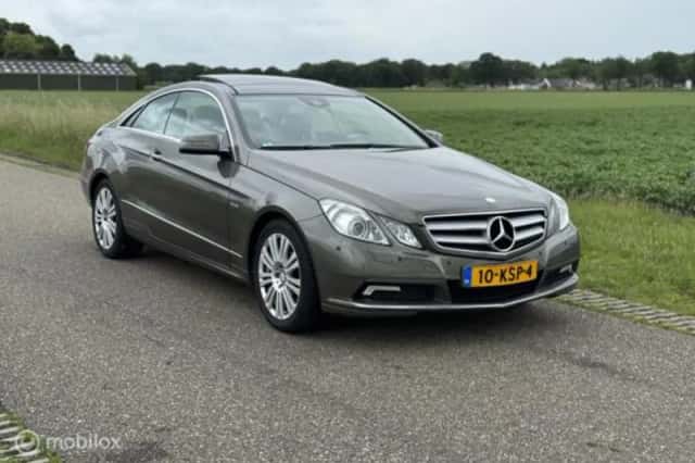 Mercedes-Benz E-Klasse (2010) thumbnail 14