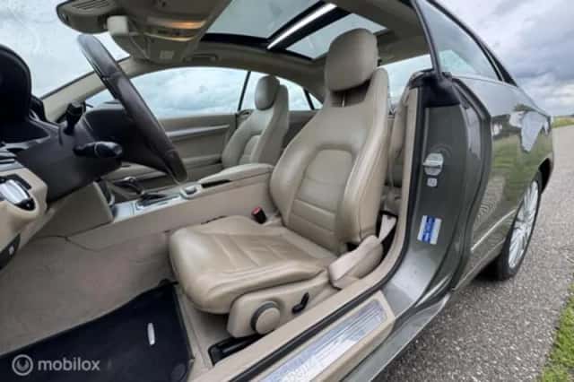 Mercedes-Benz E-Klasse (2010) thumbnail 22