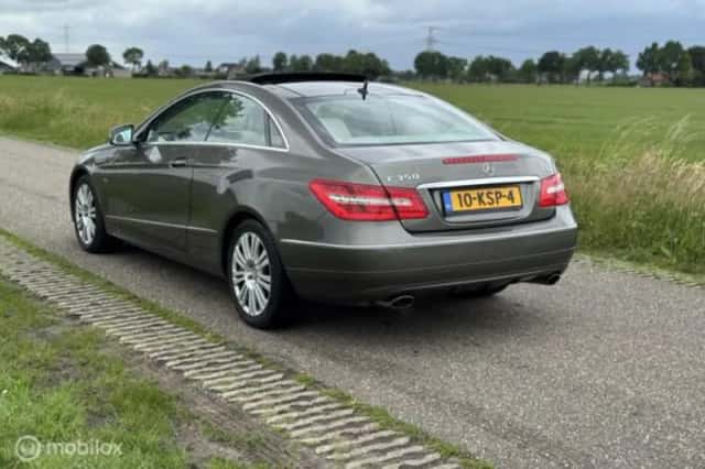 Mercedes-Benz E-Klasse (2010) thumbnail 25