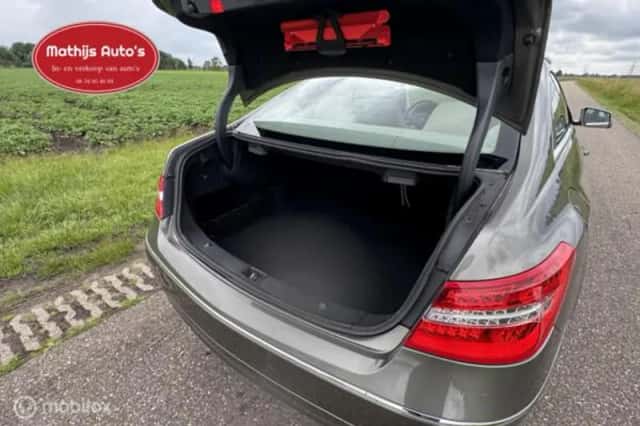 Mercedes-Benz E-Klasse (2010) thumbnail 7