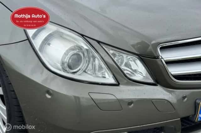 Mercedes-Benz E-Klasse (2010) thumbnail 9