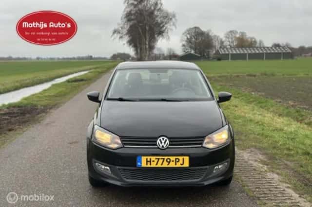 Volkswagen Polo (2020) thumbnail 2