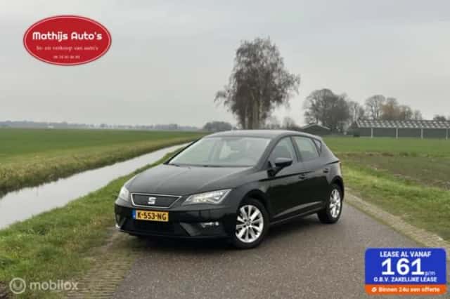 SEAT Leon (2021) thumbnail 1