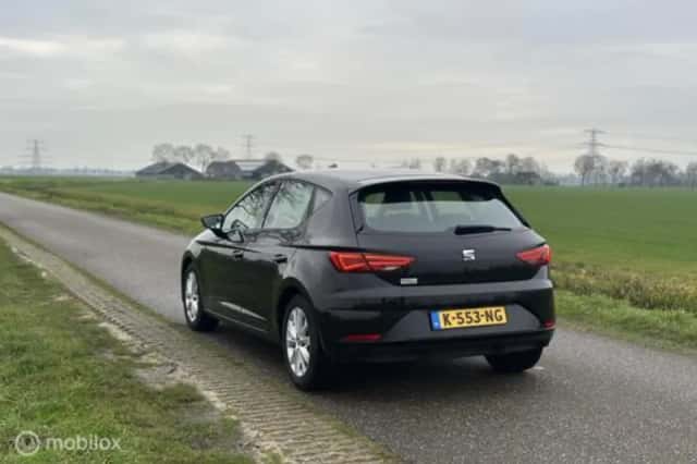 SEAT Leon (2021) thumbnail 12
