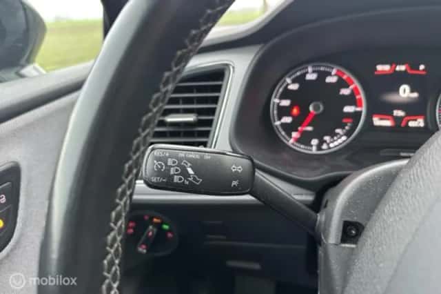 SEAT Leon (2021) thumbnail 13
